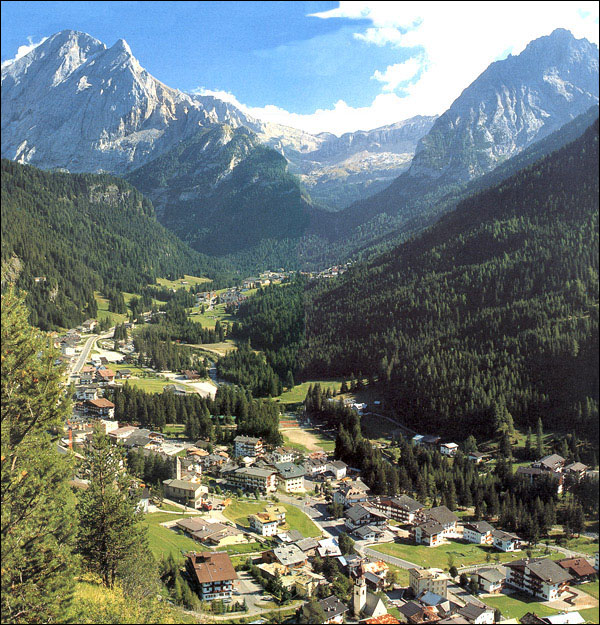 Garni roseal pozza di fassa